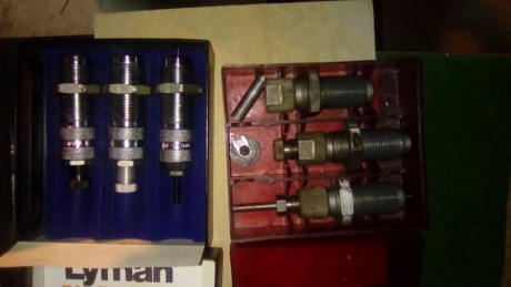 Hola amigos.
Vendo las siguientes cosillas que me sobran, a ver si alguien les puede dar buen uso, que 11