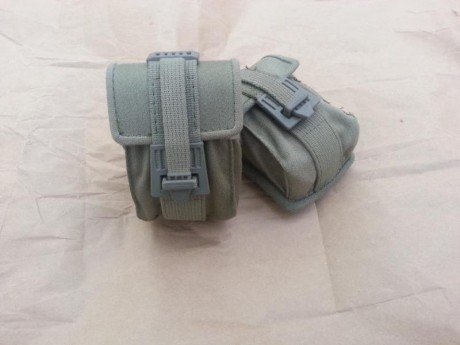 Vendo 10 peines para CETMETON y dos cartucheras en perfecto estado

37€ puesto en casa 01