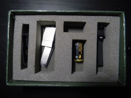 Vendo un monocular nocturno marca bresser 5x50 y un laser para pistola sin carril beamshot, el monocular 11