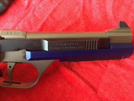 Saludos a todos los compas del Foro, vendo mi Feinwerkbau AW 93 del calibre 22 lr, en muy buen estado 12