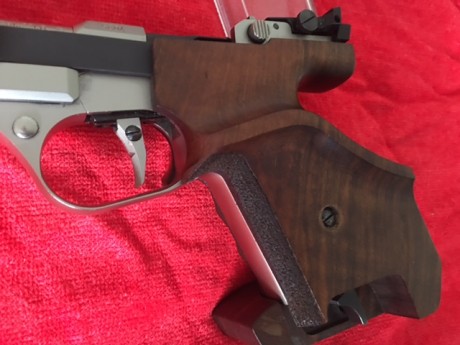 Saludos a todos los compas del Foro, vendo mi Feinwerkbau AW 93 del calibre 22 lr, en muy buen estado 20