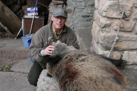Pues eso, que nos invitaron a decir aquí lo mierda que es el 30-06...

https://www.armas.es/foros/conversacion-general/se-sabe-algo-de-jabali-viejo-1041988

Yo 50