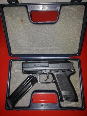se vende pistola HK USP 9 MM, en perfecto estado, con 2 cargadores y su caja. 300€ 32