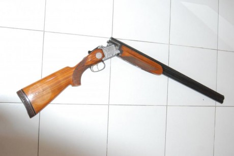 ESCOPETA LA EURONA SP
calibre del 12 , para tiro al plato y caza , buen estado , con estuche 
600 EUROS 01