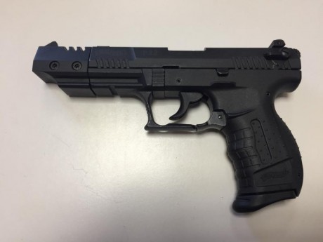 Vendo mi Walther P22 Target, esta nueva impoluta, sin ninguna marca, con dos Cañones uno de 3,5" 32