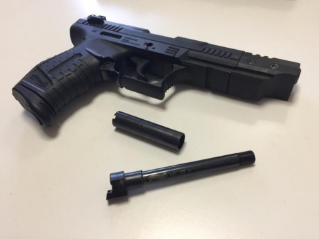 Vendo mi Walther P22 Target, esta nueva impoluta, sin ninguna marca, con dos Cañones uno de 3,5" 31