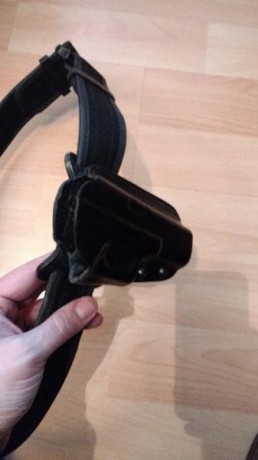 Hola!!

Vendo cinturón de la marca Shoke, PORTACARGADORES FOBUS y funda FOBUS para GLOCK 17.

El cinturón 00