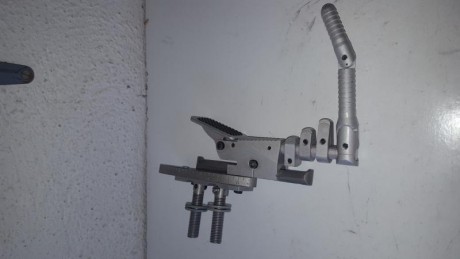 Por no tener la carabina se vende rabera completa con anclaje y base anschutz. 

Precio 250 euros.180 01