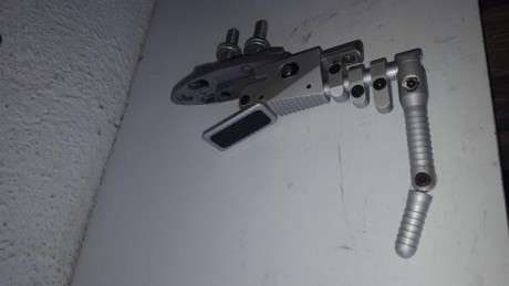 Por no tener la carabina se vende rabera completa con anclaje y base anschutz. 

Precio 250 euros.180 00