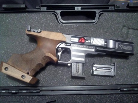 Hola compañeros, vendo pardini sp cal.22 prácticamente nueva, con 2 cargadores, su kid de limpieza y herramientas. 02