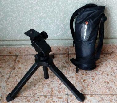 Un compañero me a pedido que le ponga en venta este telescopio marca Celestron  25-75x70
incluye funda, 02