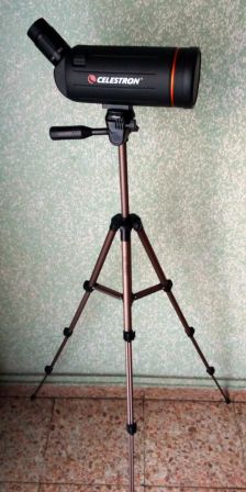 Un compañero me a pedido que le ponga en venta este telescopio marca Celestron  25-75x70
incluye funda, 00