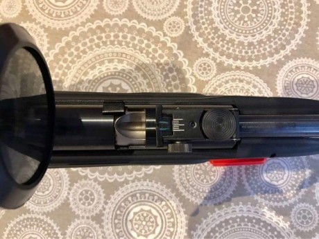 Buenas tardes, me dispongo a desacerme de mi pequeña.
Carabina Gamo CFX, 4,5. Visor Seben rcon punto retroiluminado, 00