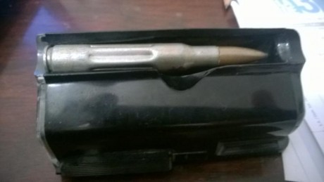    

Cargador para rifle Steyr Mannlincher del 458 Winchester Magnum (es el rotativo) se compró como repuesto 31