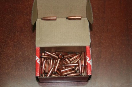 Vendo un juego de dies del 243w marca hornady, esta practicamente nuevo, con shell holder, tambien en 10