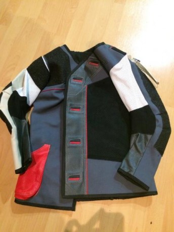 Chaquetilla lana interior Anschutz 
Impecable 02