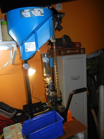 Vendo Dillon 1050, con alimentador de vainas y alimentador de puntas Double Alpha
Además tengo una torre 00