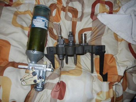 Vendo Dillon 1050, con alimentador de vainas y alimentador de puntas Double Alpha
Además tengo una torre 10