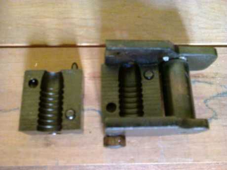 Vendo molde usado marca HOCH para arma larga calibre .457 en perfecto estado, sin tenazas. 
Fabricante 00