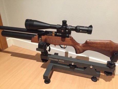 Buenas noches,

Pongo a la venta una carabina Cometa Lynx V10 Mk2 del 4,5. Se compró en abril de 2015, 01