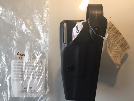 Vendo esta funda anti-hurto SAFARILAND 6280 para GLOCK 17/22, esta nueva a estrenar como se puede ver 02