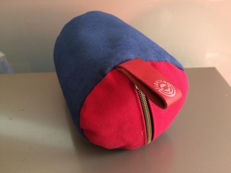 Rodillo para posicion rodillas Anschutz en perfecto estado, relleno original sin deformaciones.

20€ mas 01