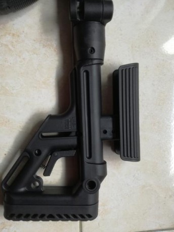 Vendo culata nueva FAB DEFENSE para mossberg 500 o maverick 88, encare de culata regulable en altura, 01