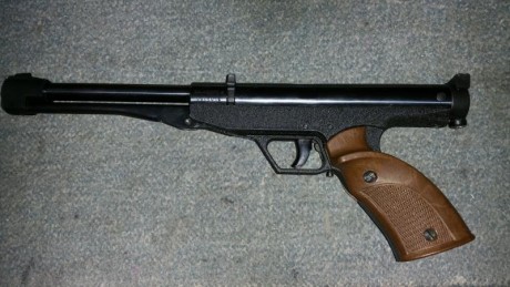 Vendo pistola Gamo modelo centre en perfecto estado, con caja 100 Euros 01