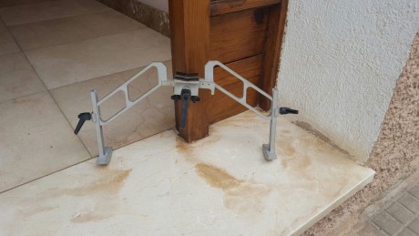 Pues aqui pongo 3 bipodes en venta por no usar .
Atiendo WhatsApp 615659980.
Estan en vendrell y se pueden 02