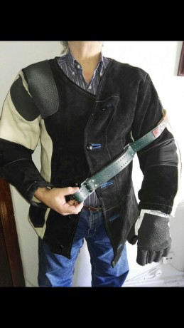 Buenos días,por encargo de un compañero de Club pongo este anuncio de venta el conjunto que se ve con 00