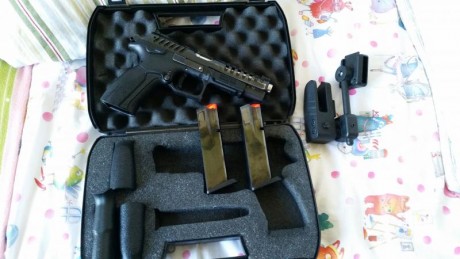 Oportunidad, en venta Grand Power X.Calibur con 6 cargadores, dos de ellos nuevos y funda de extracción 00