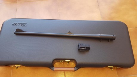 Se vende blaser R 93 modelo standar impecable y muy poco usado. En calibre 30 06 .

Precio 1850 euros.

Tambien 02