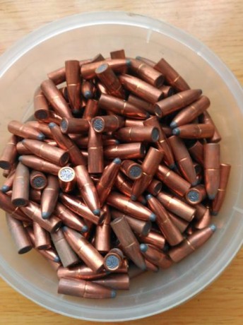 Se vende puntas calibre .375, procedente de desmontar cartuchos antiguos, marca Nosler tipo Nosler Partición 00