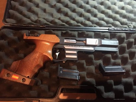 VENDO PARDINI SP 22, EN PERFECTO ESTADO DE USO. MAQUINA DE HACER 10. CON SEÑALES DE USO PERO COMO DIGO, 01