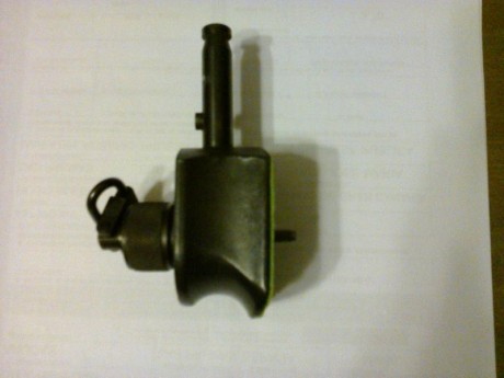 Se vende conjunto formado por: 
1 bípode  copia de VersaPod.  Patas de 13 cms de largo, extensibles hasta 01