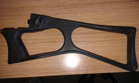 Buenas. 
Vendo culata con muy poco uso ya que le puse una más táctica. 
Precio no negociable.  Estoy mirando 00