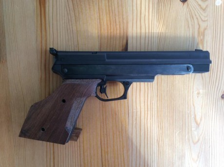 EN VENTA PISTOLA GAMO COMPACT PARA ZURDO, PRECIO 150€ INCLUIDOS LOS GASTOS DE ENVÍO EN LA PENÍNSULA.

Hola 02
