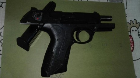 VENDO BERETTA PX4 STORN, CON MUY POCOS DISPAROS, DOS CARGADORES, ESTA UN POCO ROZADA PERO FUNCIONA PERFECTAMENTE. 00