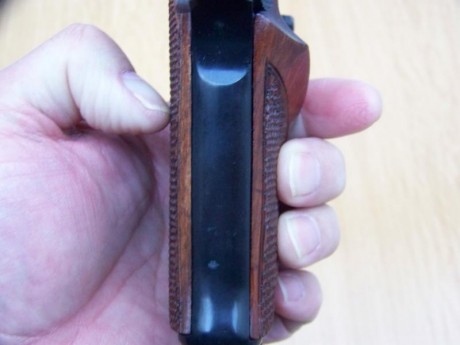 Vendo ERMA modelo EP-22, copia en calibre .22 l.r. de la mitica P-08 alemana, fabricada por la desaparecida 11