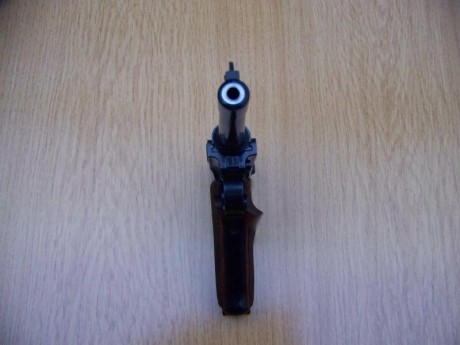 Vendo ERMA modelo EP-22, copia en calibre .22 l.r. de la mitica P-08 alemana, fabricada por la desaparecida 10