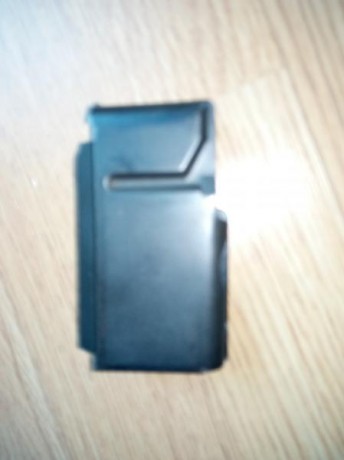 Cargador en perfecto estado para FN BAR 1, para cartuchos Magnun.

60€ puesto en casa. 02