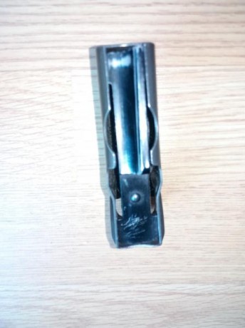 Cargador en perfecto estado para FN BAR 1, para cartuchos Magnun.

60€ puesto en casa. 00