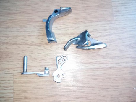 Conjunto en Inox para 1.911.

Rabera.
Martillo.
Retenida.
Seguro ambidiestro.

100€ puesto en casa 00