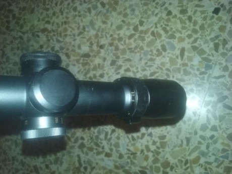 Se vende nikon monarch 2.5-10x50. Segundo plano. Tubo de 30. En buen estado. Provincia de guadalajara. 02