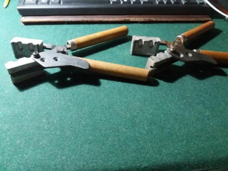 Vendo de la marca Lee las siguientes turquesas:
-358-105-SWC. (105 grains)
-356-102-1R. (102 grains)
-356-125-2R. 01