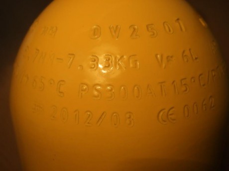 Botella de  8/2012, solo usada para cargar pcp, con su griferia y culote,
Retimbrado hasta 10/2018 , adjunto 02