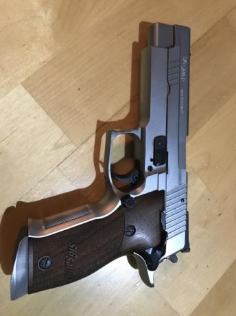 Pongo a la venta la sig sauer el modelo p226 x five , el arma esta impecable , porque yo no he tirado 31