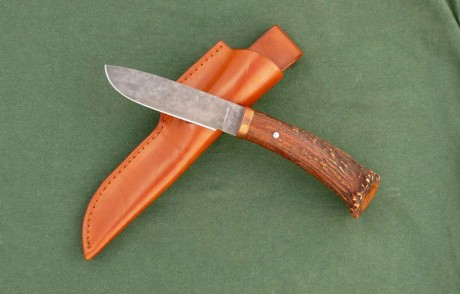 Vendo éste cuchillo del artesano americano Robert Dark de mi colección. Está sin estrenar

    Longitud 00
