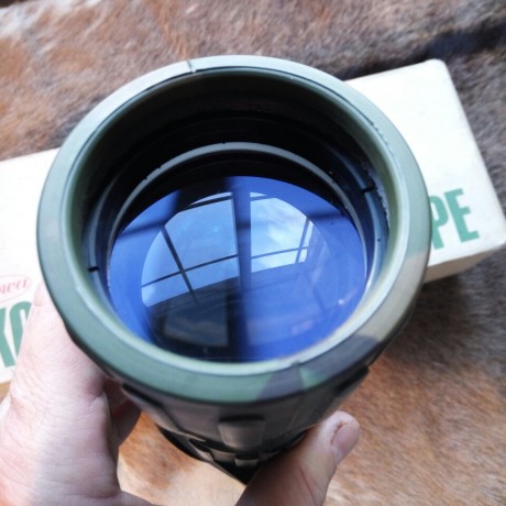 Vendo Telescopio Kowa con zoom de 11 a 33 aumentos tamaño compacto y calidad de visión superlativa, lo 10