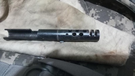 Se vende freno de boca fabricado por armero, el pavón esta bien pero no como nuevo. 

Consta de dos partes:
-sección 02